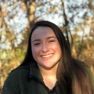 Meet your Posher, Olivia